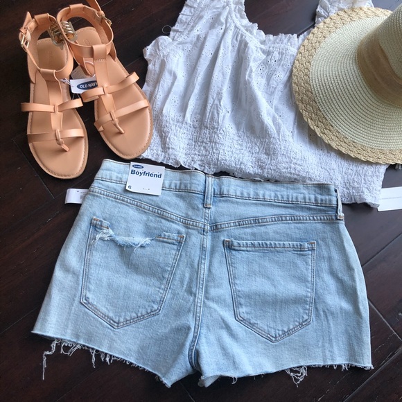 Old Navy boyfriend destroyed distressed jeans - Picture 4 of 5